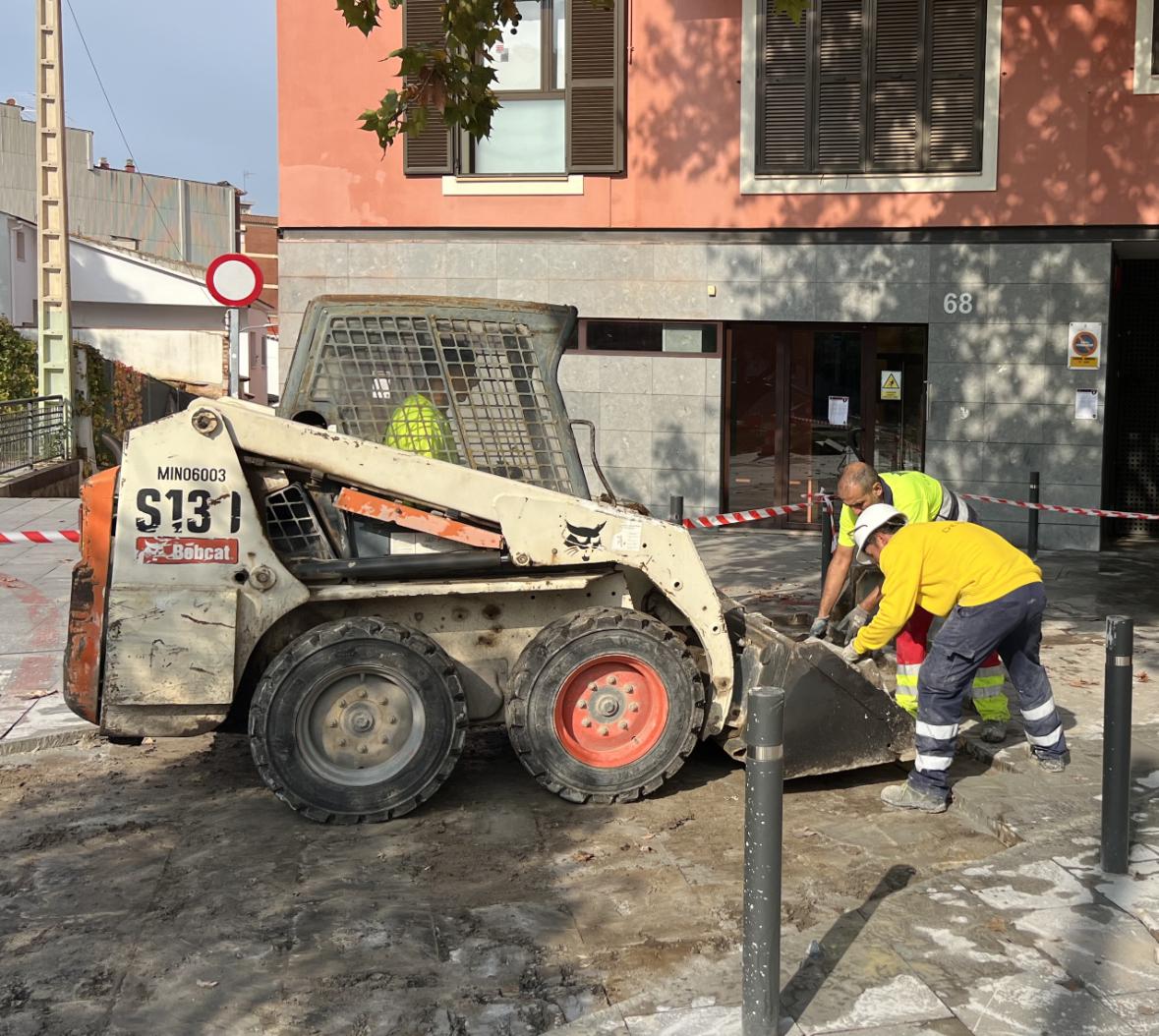 Reparacions via pública