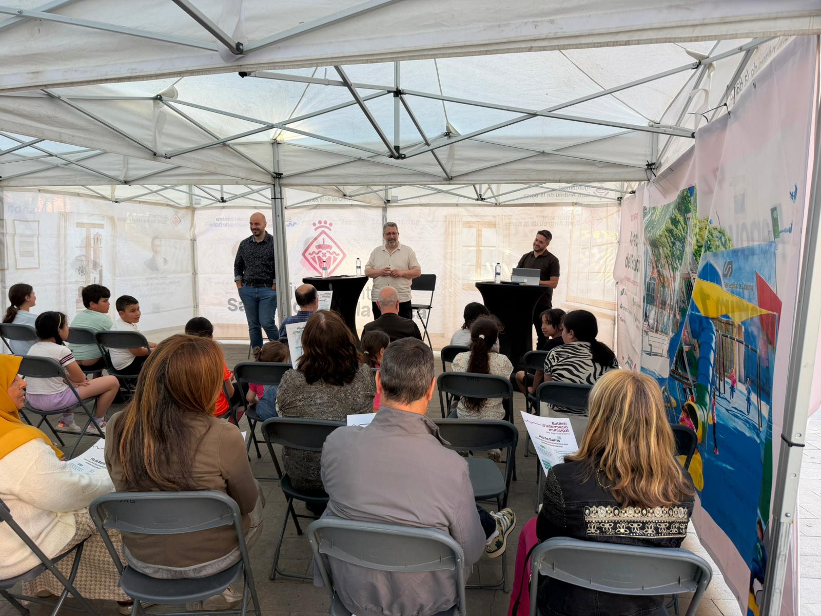 L'alcalde a l'assemblea de barri del Nucli Antic